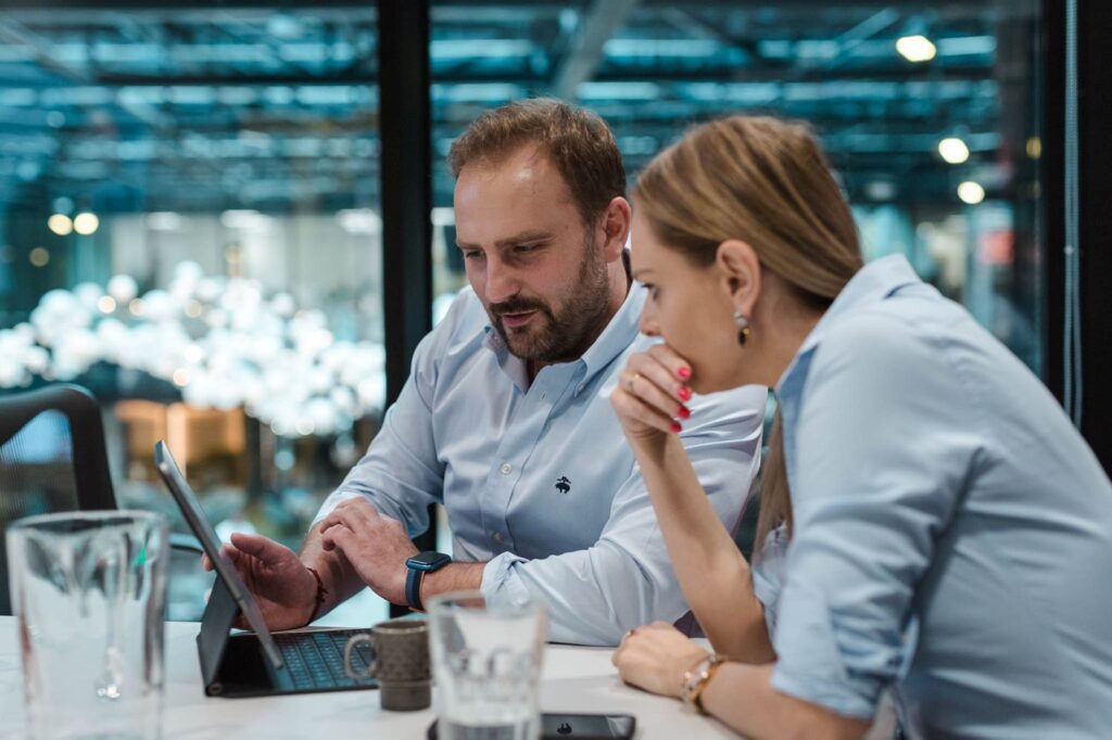 Wdrożenia w sprzedaży i marketingu – usługi wdrożeniowe i consultingowe
