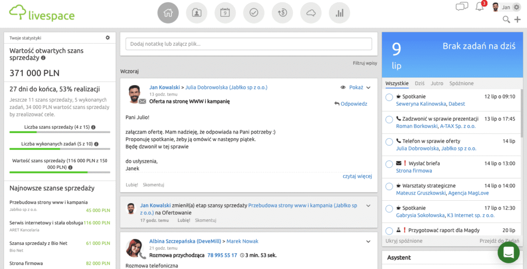 livespace crm 1.png